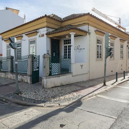 Le Penguin Hostel Faro Dış mekan fotoğraf