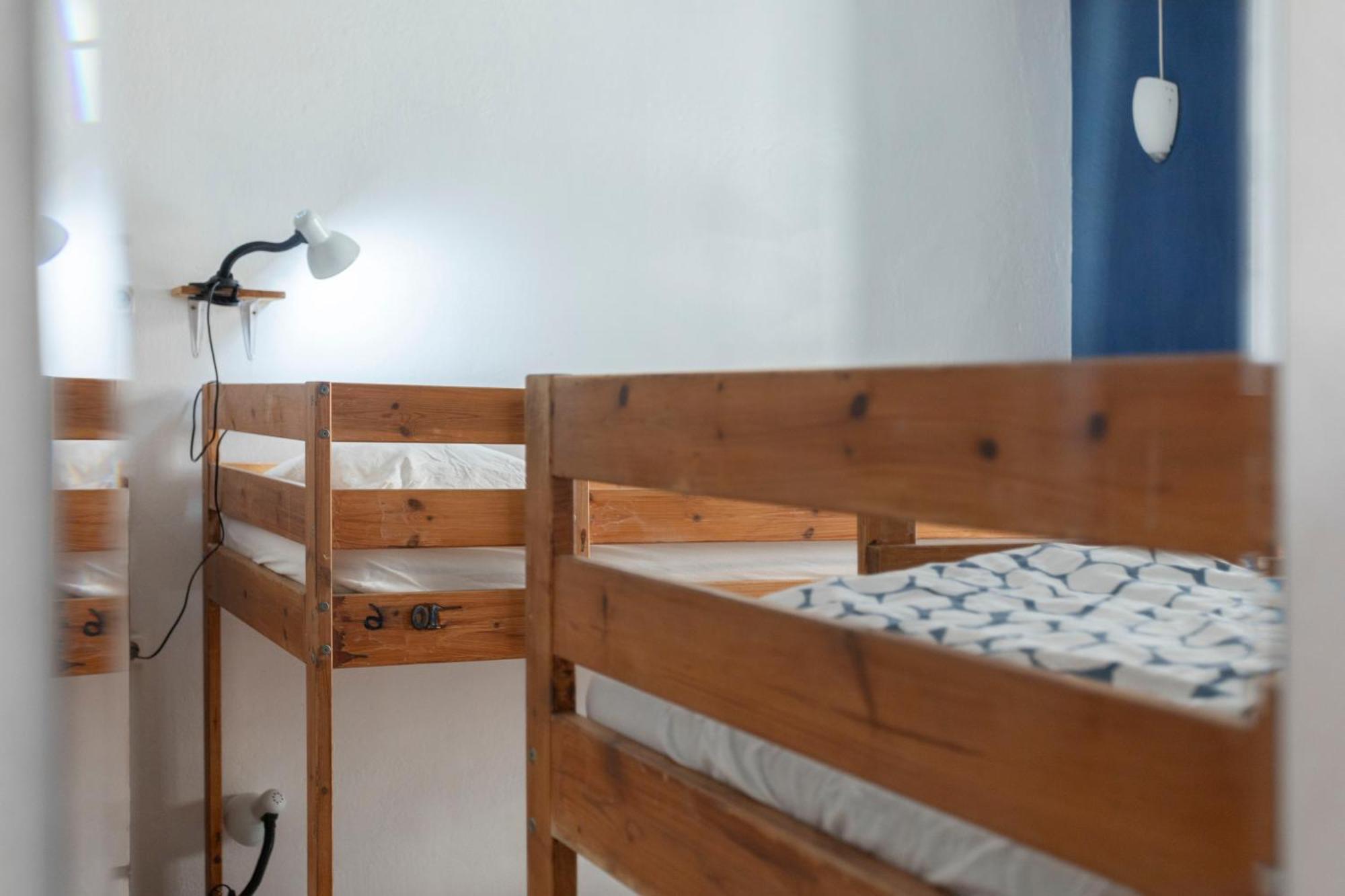 Le Penguin Hostel Faro Dış mekan fotoğraf