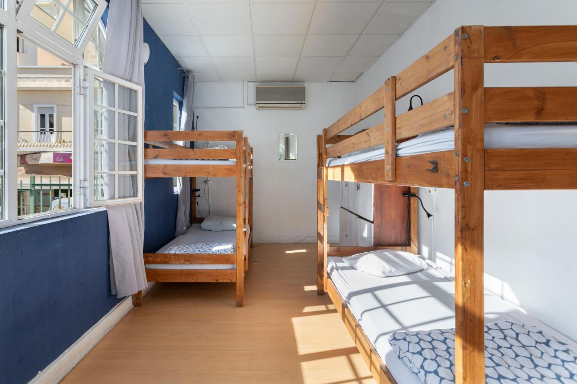 Le Penguin Hostel Faro Dış mekan fotoğraf