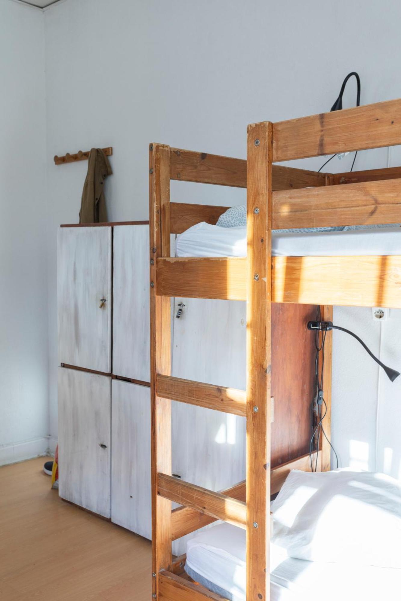 Le Penguin Hostel Faro Dış mekan fotoğraf