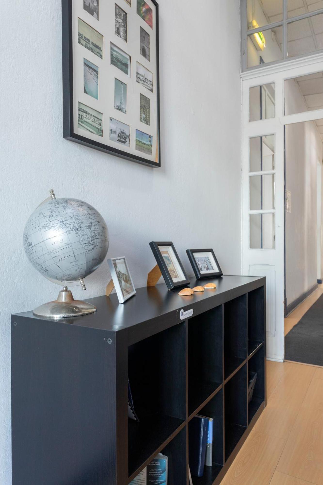 Le Penguin Hostel Faro Dış mekan fotoğraf